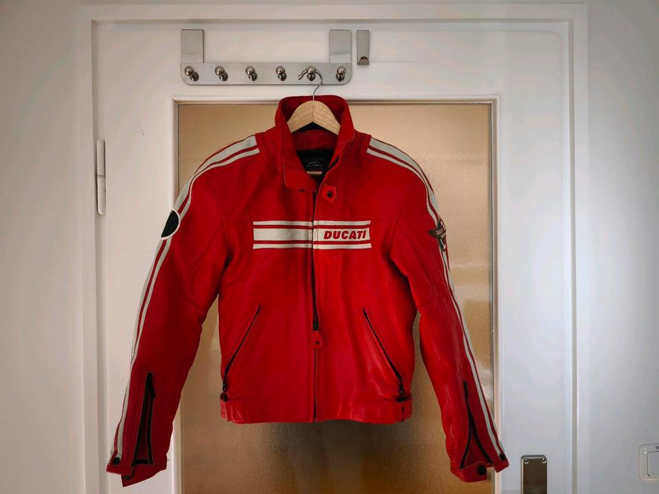 Dainese Ducati Mecanica Bologna Jacke + Hose + Unterh +Protektore in München