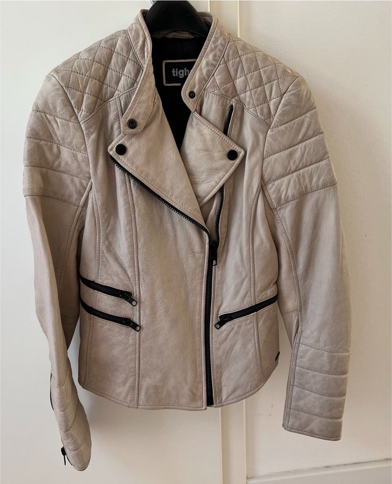 NEU! Tigha Lederjacke Damen S Taupe in Gießen