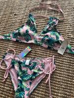 Bikini neu mit Etikett 34 / 36 floral atmosphere primark Baden-Württemberg - Nußloch Vorschau
