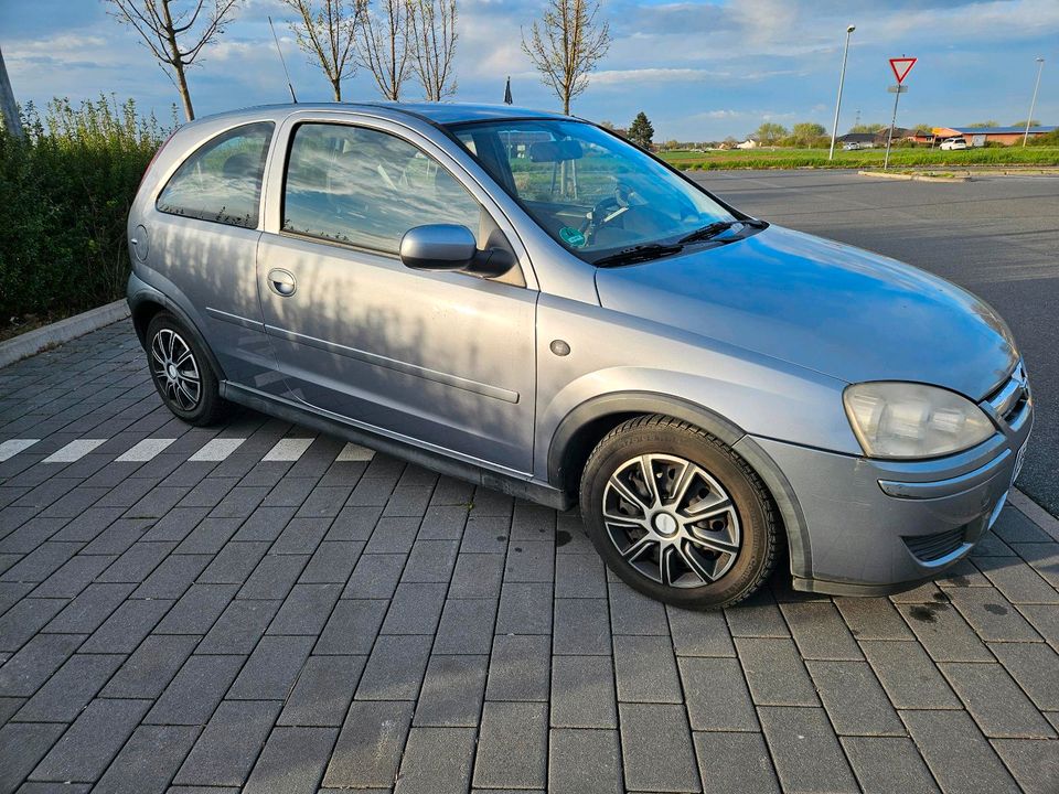 Opel Corsa C 1,0 44KW in Trebur