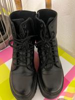 Dr. Martens Plateau Stiefel Bayern - Neufahrn Vorschau