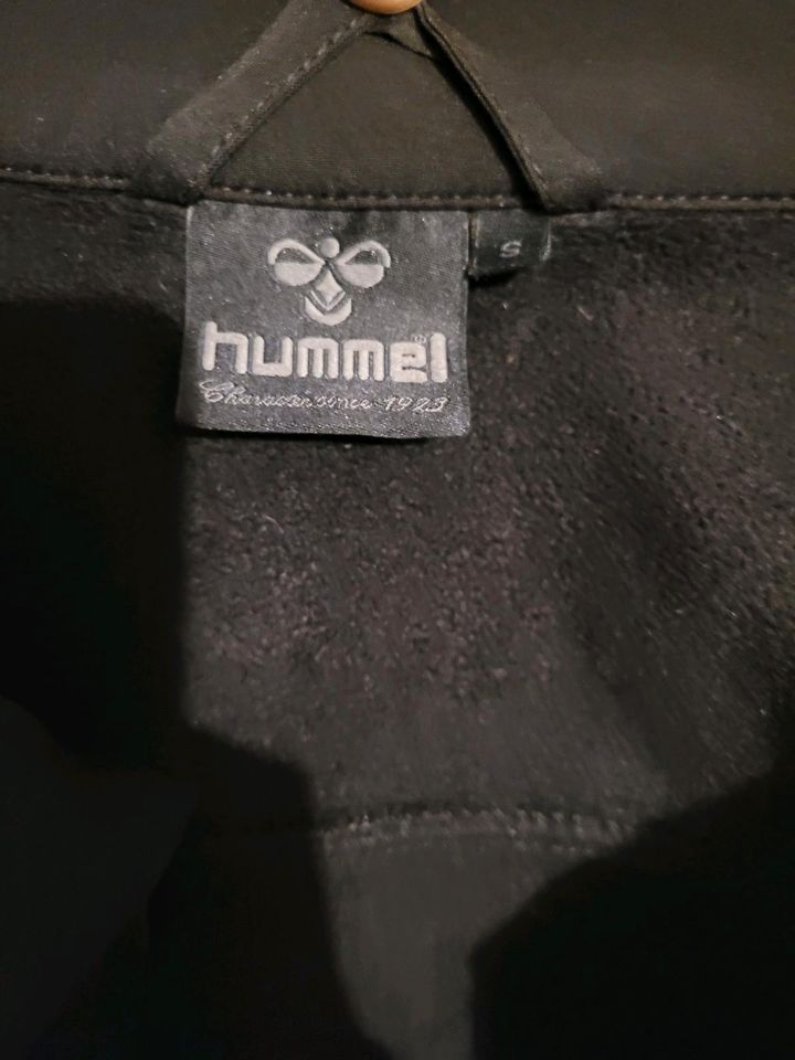 Hummel Softshelljacke in Hohenahr