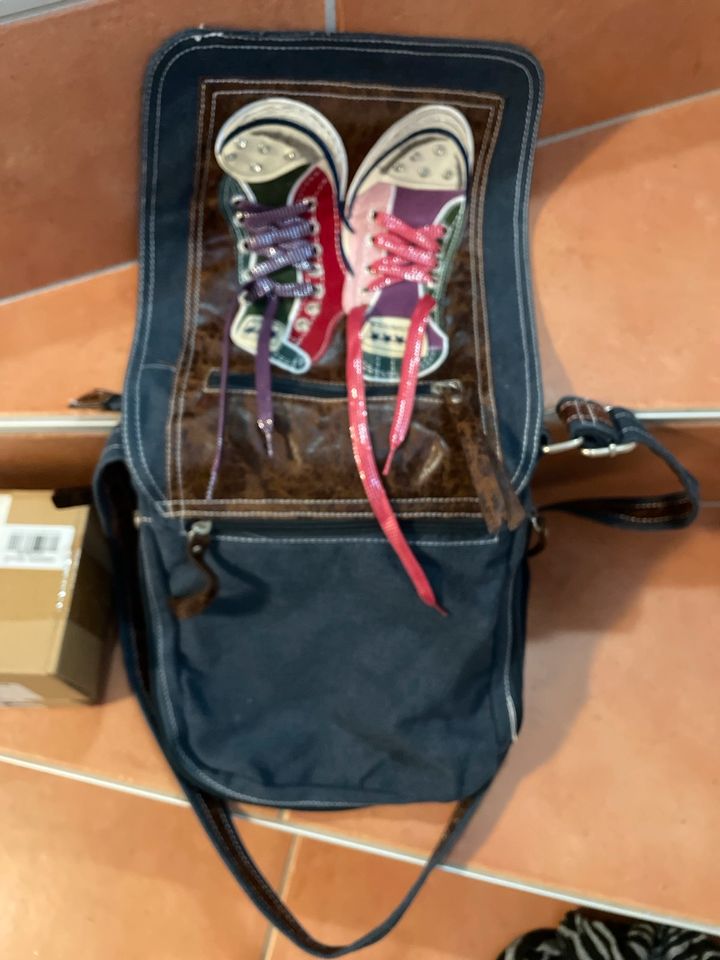 Coole Tasche aus Jeans in Burgau