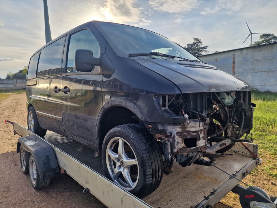 Mercedes Vito 112cdi w638 ohne Getriebe in Wenddorf