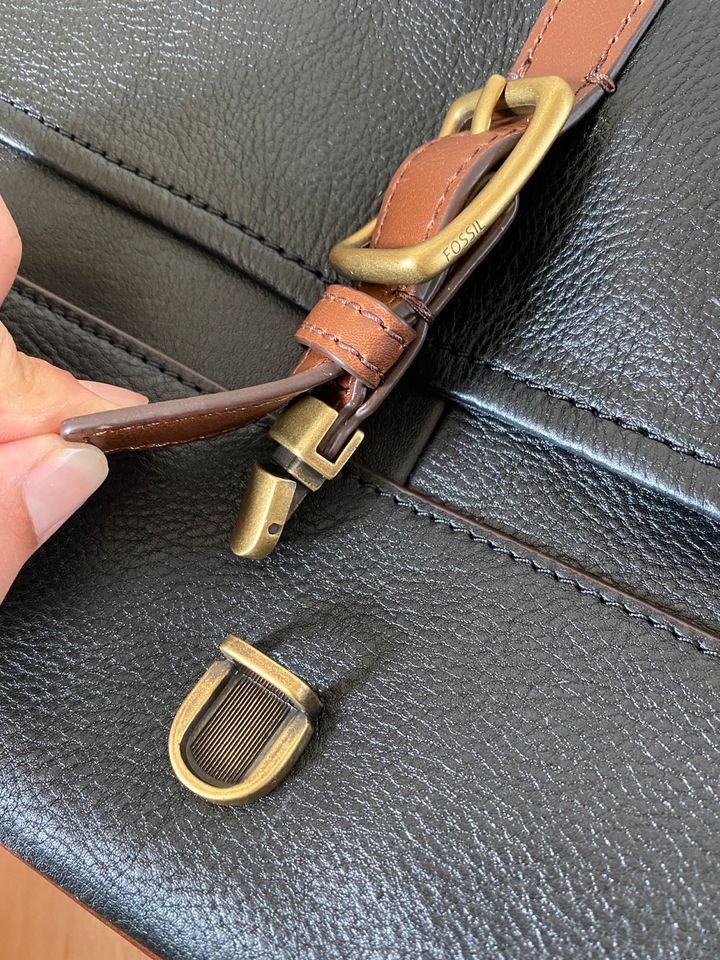 NEU Fossil Aktentasche Laptoptasche Handtasche Schwarz aus Leder in Dortmund