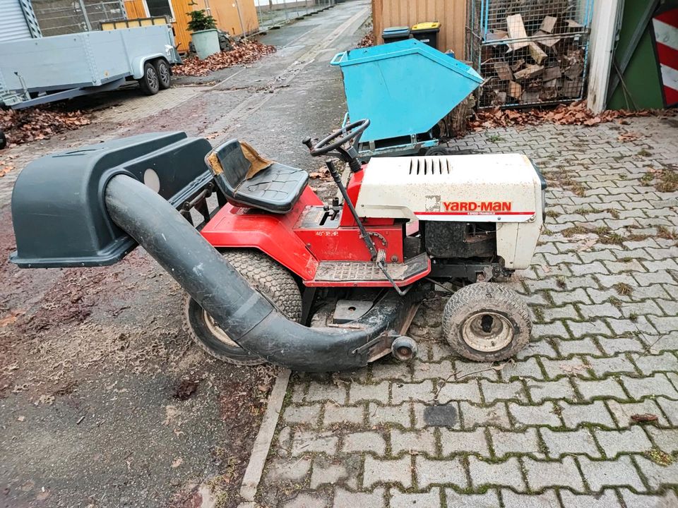 Rasentraktor, Aufsitzmäher, Yard-Man in Waltrop