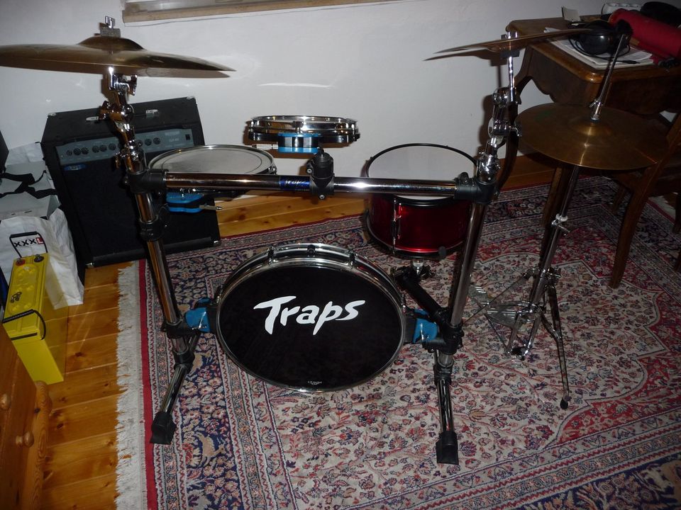 Klippklapp! - Traps Schlagzeug/Drumset, platzsparend und kompakt! in Nürnberg (Mittelfr)