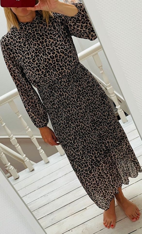 Tigerlilli Leo Print sehr süßes Tigermuster Kleid Leopard in Bremen