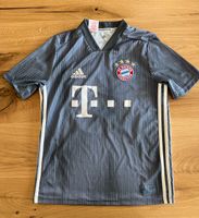 Trikot Bayern München 22 Gnabry Gr. 164 mit Hose Nordrhein-Westfalen - Kempen Vorschau