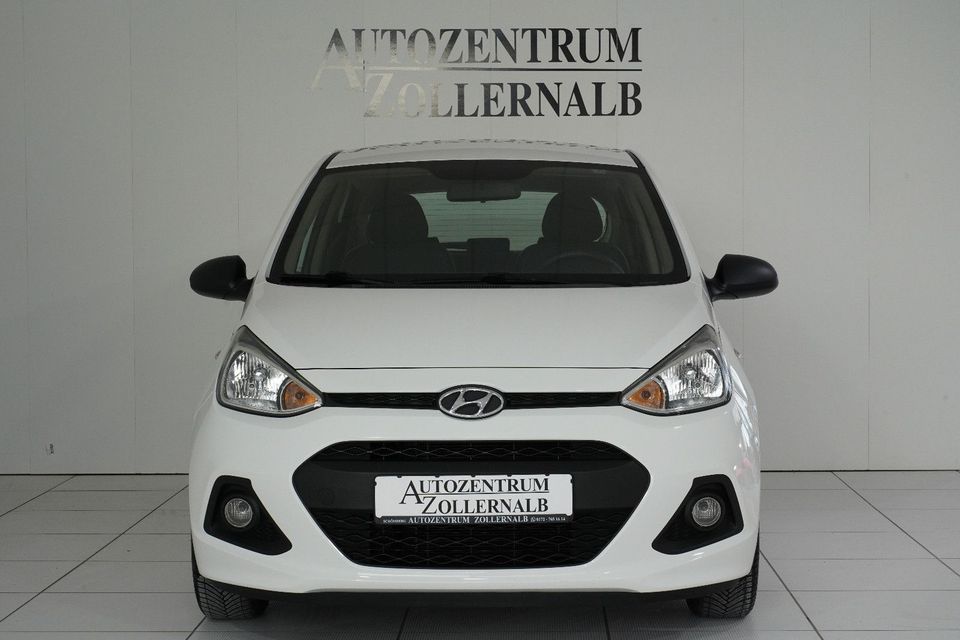 Hyundai i10 *TÜV/AU NEU*WENIG KM*TOP ZUSTAND* in Schömberg