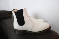 Dr. Martens Boots weiße Docs in Größe 42 Leder Schuhe neuwertig Beuel - Vilich Vorschau