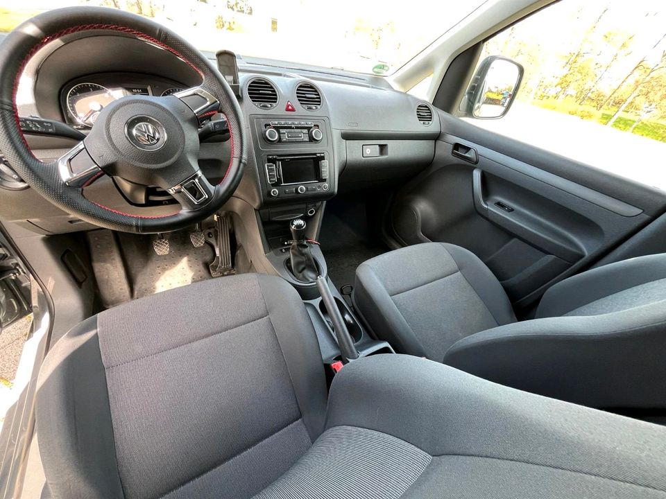 VW Caddy Maxi MwSt ausweisbar Navi Klima Tempomat in Boxberg