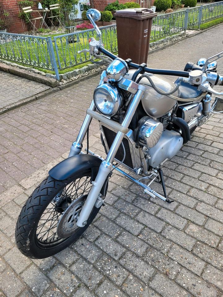 Motorrad Kawasaki VNT 50 A in Jever