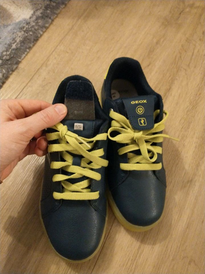 Geox Schuhe Sneakers  Größe 35 in Metten