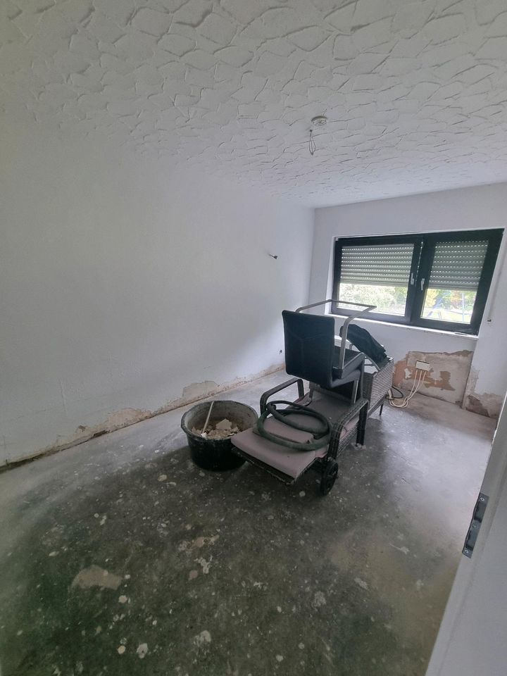 EG Wohnung inkl. Souterrain-Wohnung + Garage in privatem 3 Famili in Rheinstetten