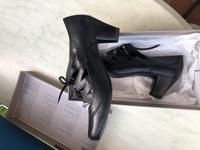 Damen Schuhe / Pumps Gr. 38, Schwarz, Leder, Neuw. Baden-Württemberg - Balingen Vorschau