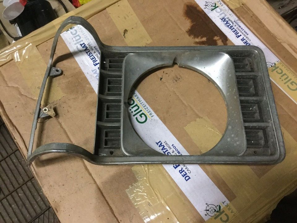 Ford Granada US Lampenring Frontgrill Grille Bezel d5db 13052 in Loxstedt