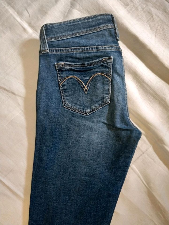 Levi's Herren Hose Jeanshose Gr. S W26/L32 blau in Stuttgart