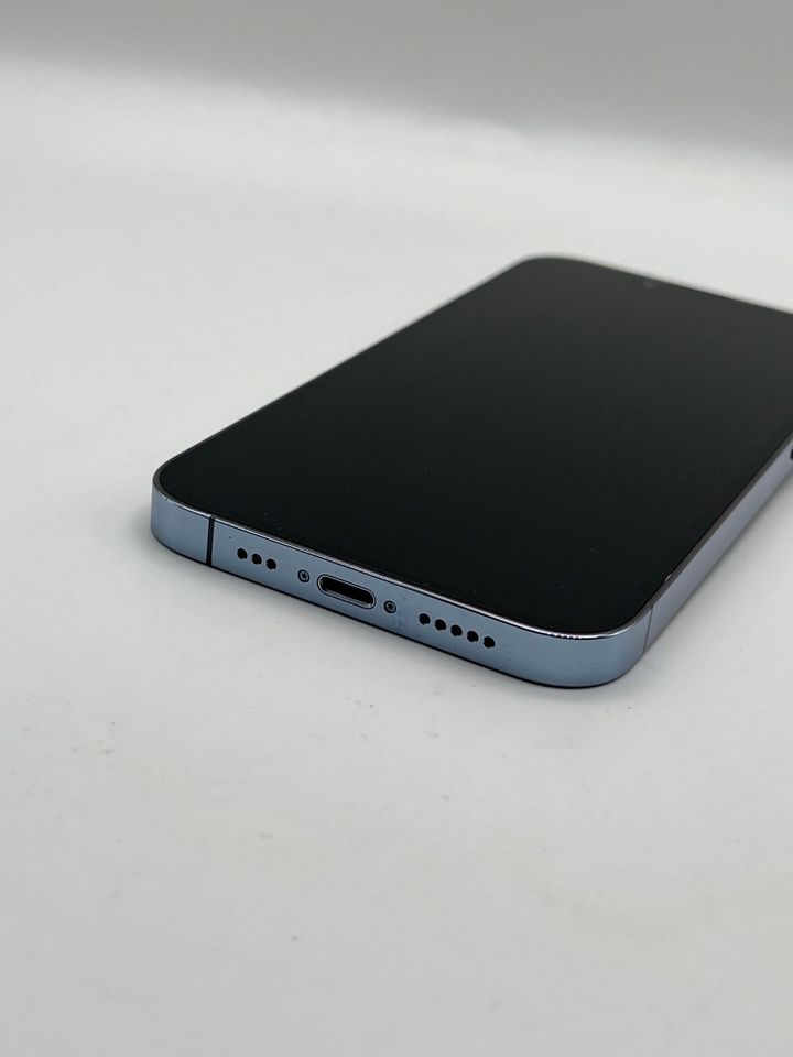 Apple iPhone 13 Pro / 128GB / Top Zustand / OVP + Zubehör in Neumünster