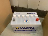 NOS VARTA Batterie 12V 55Ah/70Ah Schraubverschlüsse Oldtimer Baden-Württemberg - Heidenheim an der Brenz Vorschau