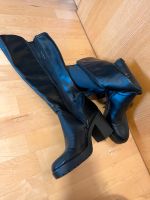 5 Paar Stiefel / Stiefeletten im Paket zu verkaufen Bayern - Viechtach Vorschau