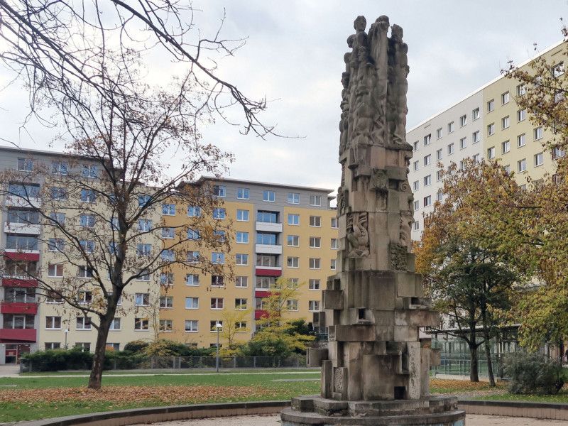 Moderne Wohnung im Stadtzentrum! Bad mit Dusche // Aufzug // Westbalkon! in Gera