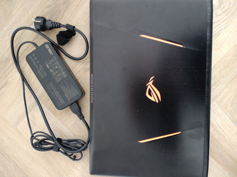 Gamer Laptop - ASUS ROG Strix GL753V, CPU i7-7700, 8GB DDR4 in Kiel