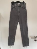 graue Skinny Jeans von Pull & Bear, Größe 32 Baden-Württemberg - Böblingen Vorschau