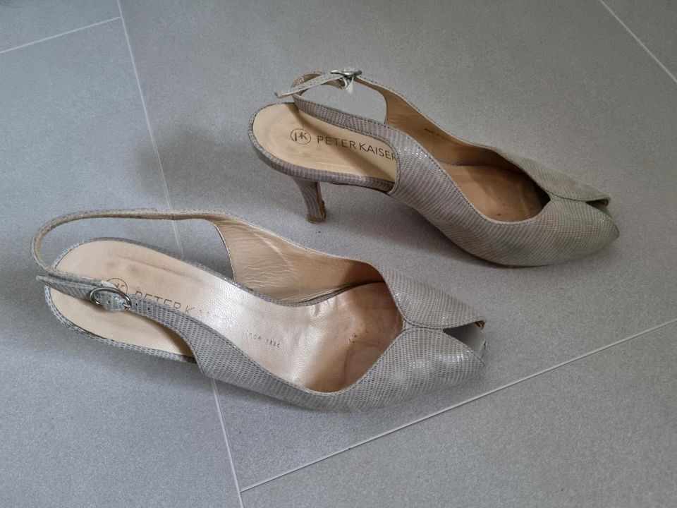 Peter Kaiser Sling Pumps grau Gr. 38,5 (5,5) in Rabenau