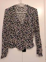 MANGO BLUSE DAMEN Floraler Druck, schwarz, Lila, weiß  S Thüringen - Saalfeld (Saale) Vorschau