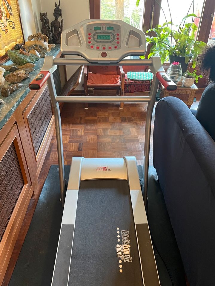 Premium Laufband von Christopeit (Treadmill) in Syke