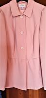 Mode von Heine Blazer Jacket mit Schößchen puder Gr. 40 neu Baden-Württemberg - Möckmühl Vorschau