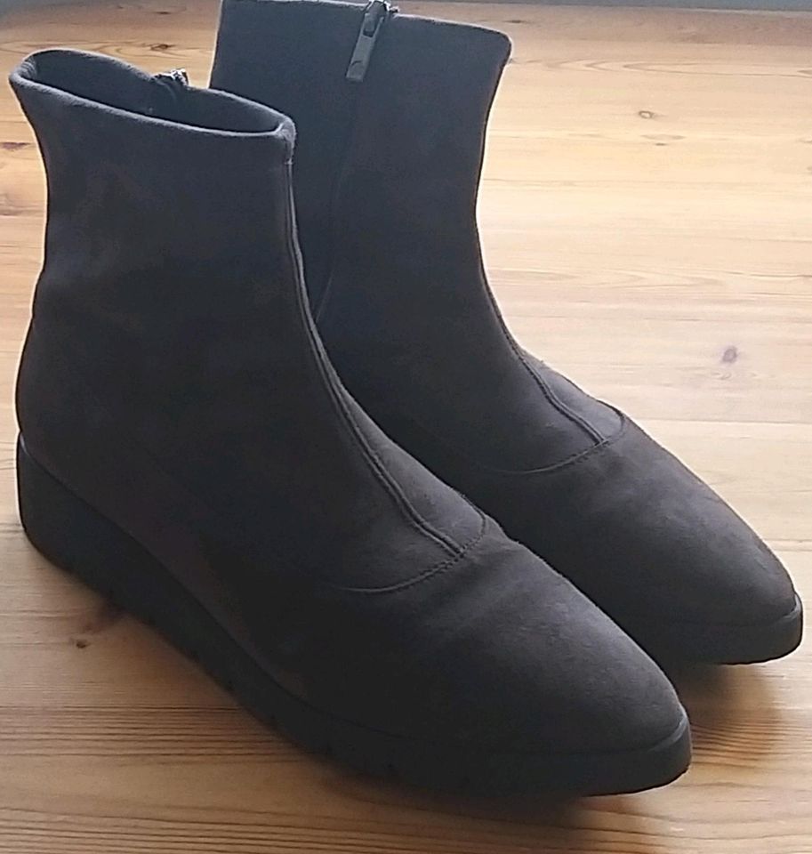 Peter Kaiser Stiefeletten neuwertig braun Plateau Gr. 7,5 wie 42 in Herzogenrath