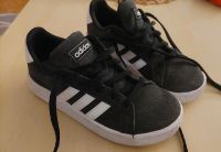 Kinder Adidas Schuhe Größe 31 Niedersachsen - Stuhr Vorschau