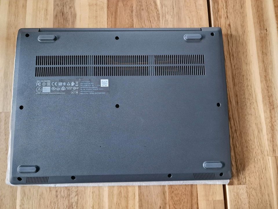 Lenovo V14 ADA -  14 Zoll Laptop in Hude (Oldenburg)