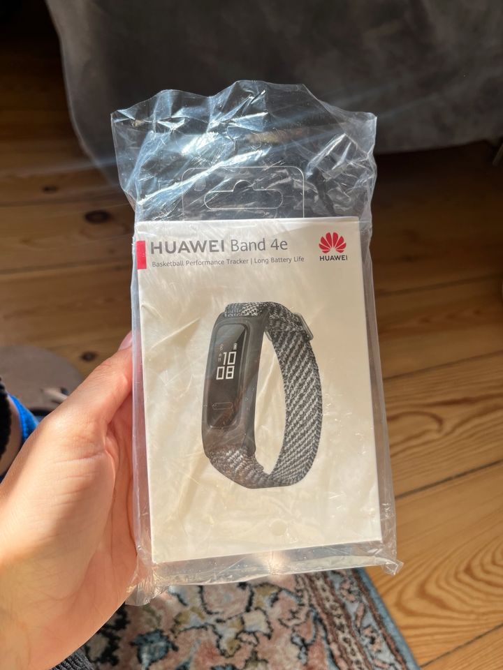 Huawei Band 4e in Kiel