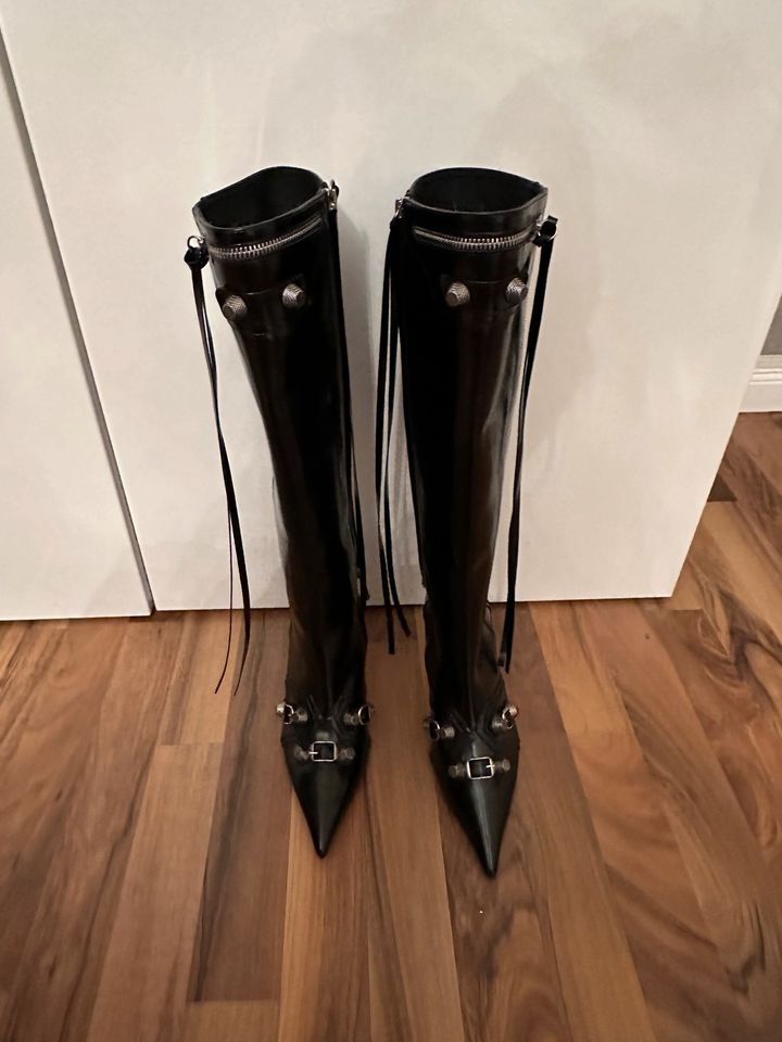 Balenciaga Stiefel Gr.37/38 Neu Schwarz Leder Unbenutzt in Berlin