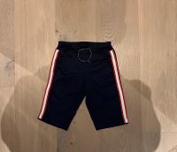 Tommy Hilfiger kurze Hose Gr. 110 (4-5 Jahre) Schleswig-Holstein - Heikendorf Vorschau