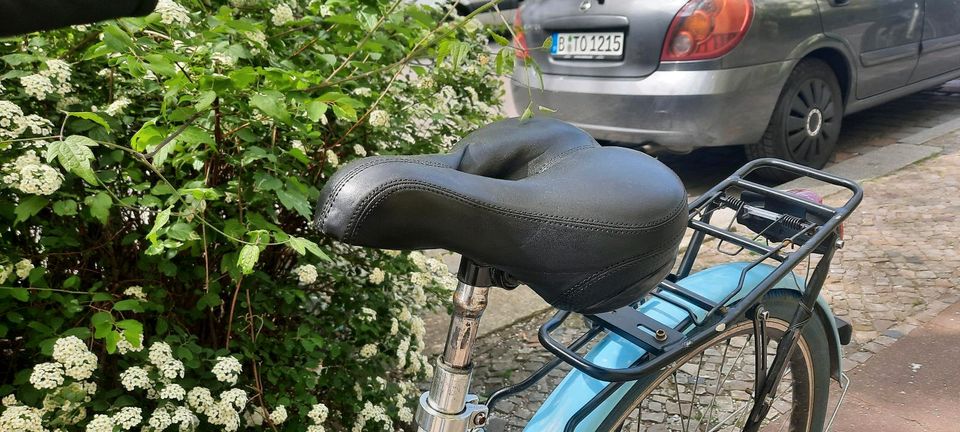 28 Zoll damen Fahrrad 7 Gang + Nabendynamo + Sonder blauer Licht in Berlin