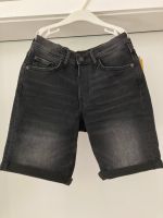 Graue Jeans-Shorts von H&M in Größe 140 NEU Hessen - Bensheim Vorschau