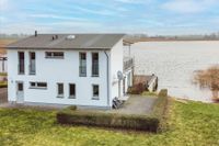 Dichter am Wasser wäre IM Wasser: Ferienhaus mit 2 Einheiten und direktem Wasserblick am Hafen Mecklenburg-Vorpommern - Poseritz Vorschau