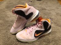 LeBron 9 King of LA Basketballschuhe Gr. 45 Baden-Württemberg - Ludwigsburg Vorschau