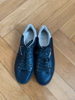 Tamaris Kunstleder chucks sneaker 36 blau Halbschuhe Turnschuhe Ludwigsvorstadt-Isarvorstadt - Isarvorstadt Vorschau