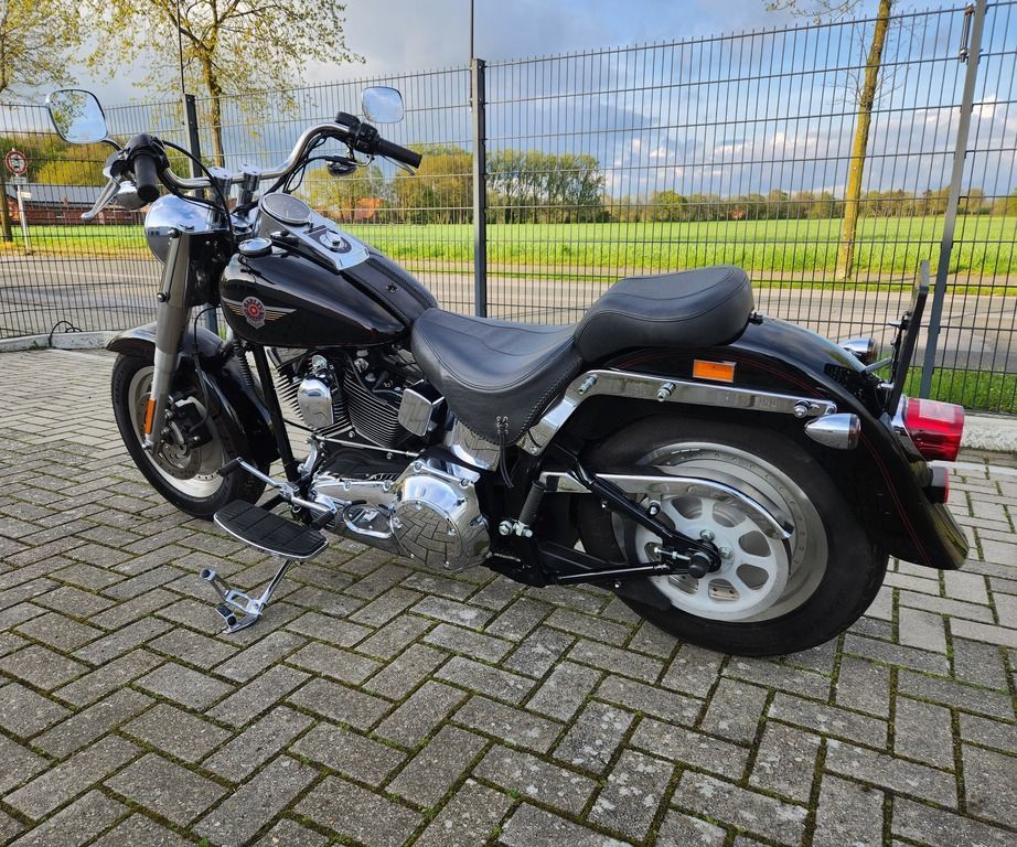 Harley-Davidson FLSTF FAT BOY 1450 VERG + HELM in Bawinkel