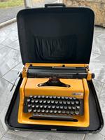 Ostalgie - Geschenk , DDR Reiseschreibmaschine „Erika“ Sachsen-Anhalt - Halle Vorschau