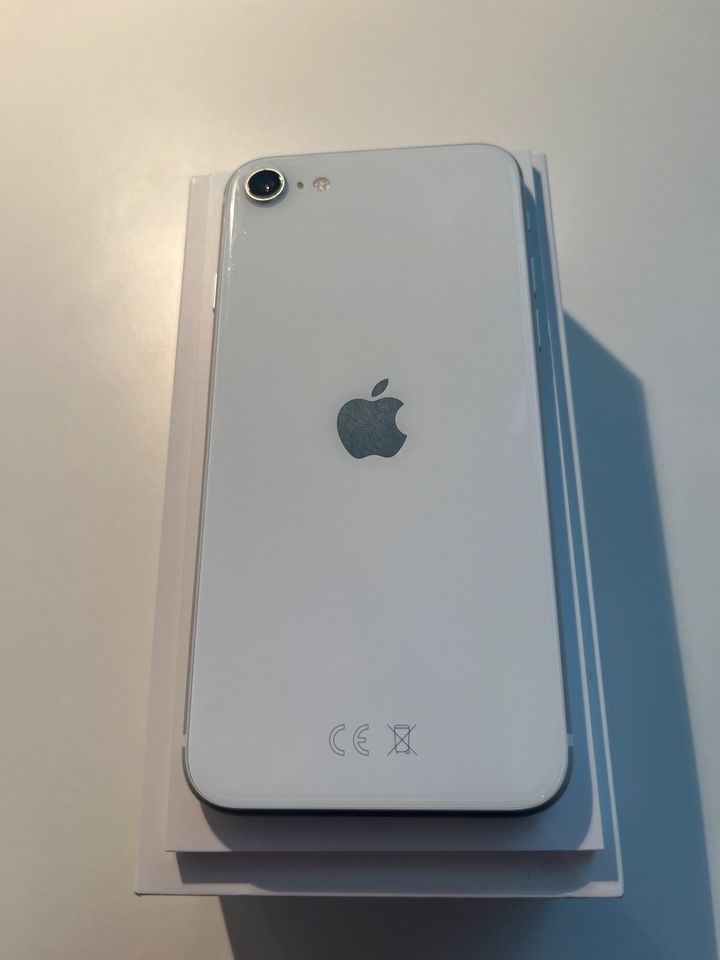 iPhone SE 2020 256 GB in Monheim am Rhein