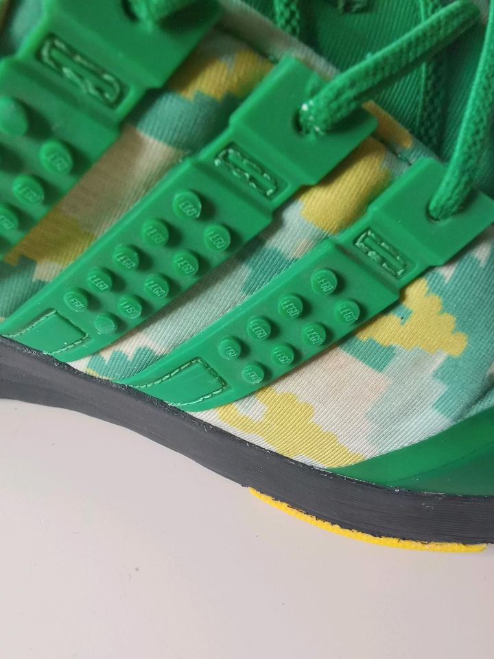 Adidas Lego Sneakers Gr. 36,5 in Ferch