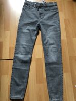 Skinny-High-Waist-Jeans, Bundweite 30, neu mit Etikett Bayern - Aschaffenburg Vorschau