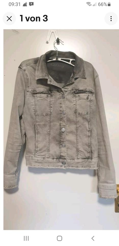 Jeansjacke, Blue Fire Co, grau, Gr. 42 in Drelsdorf 