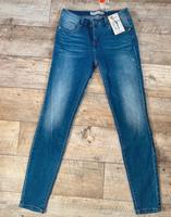 Skinny Amisu Hose 30 Sachsen-Anhalt - Schwanebeck Vorschau
